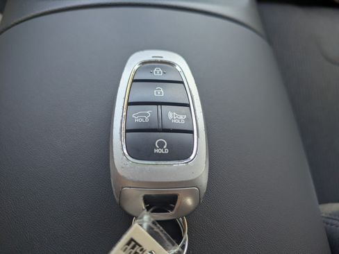 Used 2022 Hyundai Santa Fe XRT FWD image 33