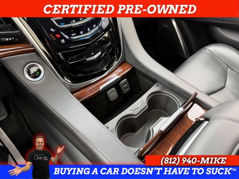 Used 2018 Cadillac Escalade Premium Luxury image 34