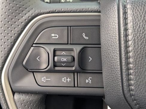 New 2026 Toyota 4Runner SR5 AWD/4WD image 24