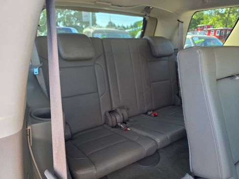 Used 2016 GMC Yukon SLT w/ HD Trailering Package AWD/4WD image 26