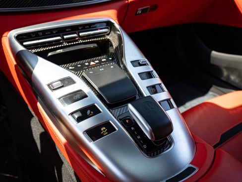 Used 2022 Mercedes-Benz AMG GT 43 image 51