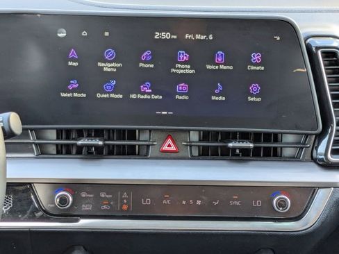 Certified 2023 Kia Sportage EX image 21