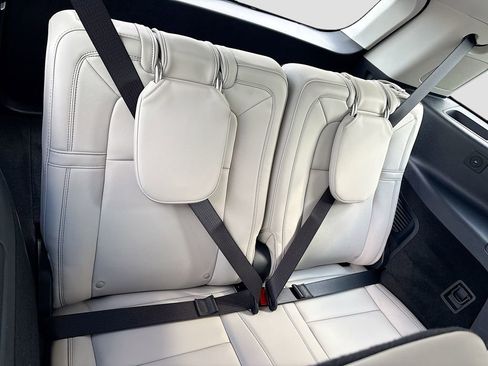Used 2025 Lincoln Aviator Reserve w/ Equipment Group 201A AWD/4WD image 30