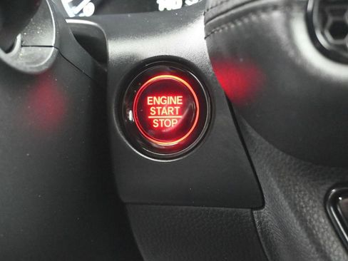 Used 2023 Honda HR-V LX image 18