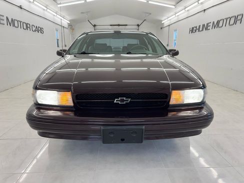 Used 1996 Chevrolet Impala SS RWD image 2