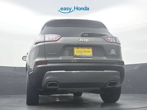 Used 2022 Jeep Cherokee Limited AWD/4WD image 32