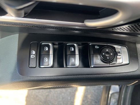 Used 2025 Kia Telluride S AWD/4WD image 50
