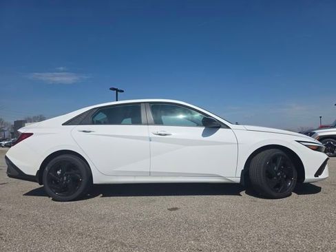 New 2026 Hyundai Elantra Sport image 16