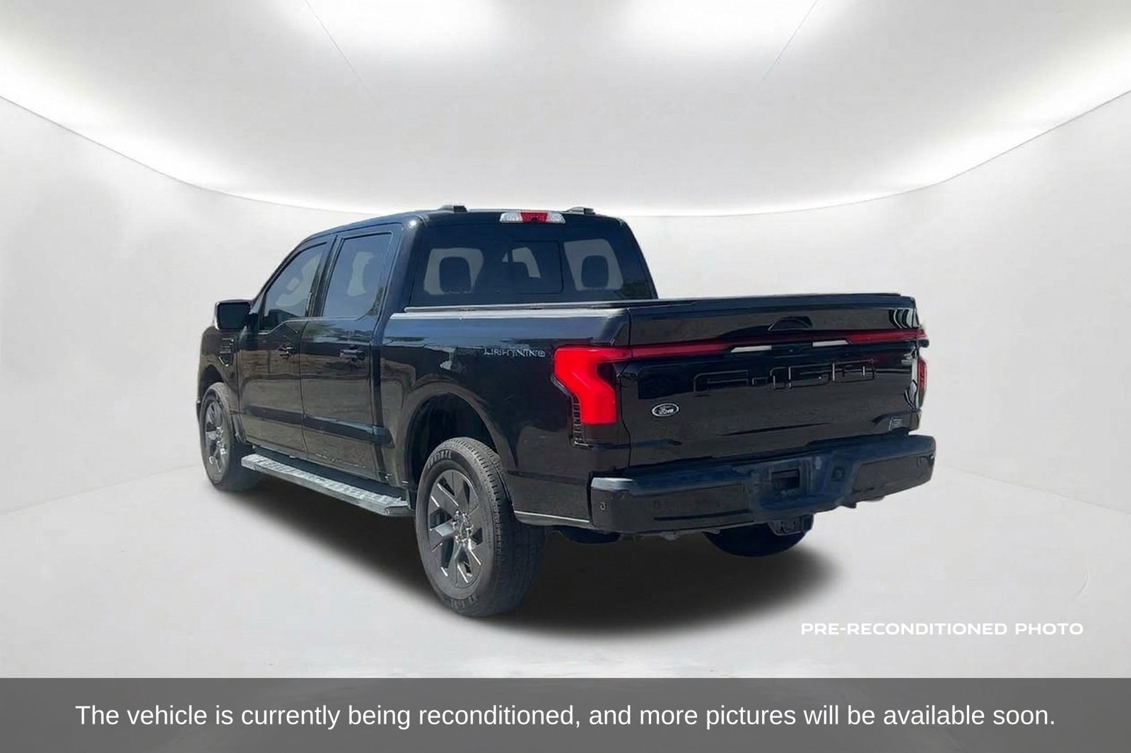 Used 2023 Ford F150 Lightning Lariat w/ Equipment Group 511A High AWD/4WD image 8