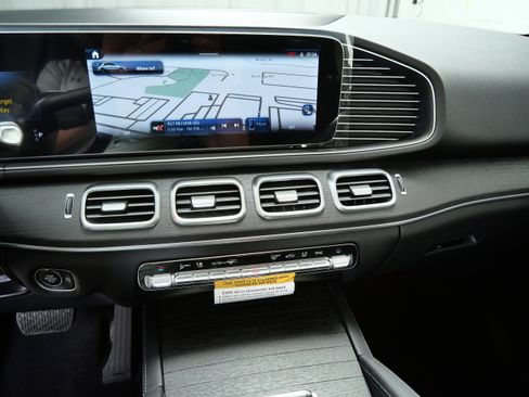 New 2026 Mercedes-Benz GLE 350 4MATIC image 10