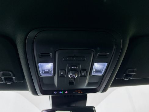 Used 2023 GMC Yukon Denali RWD image 18