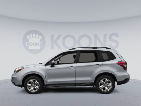 Used 2015 Subaru Forester 2.5i Premium AWD/4WD image 4