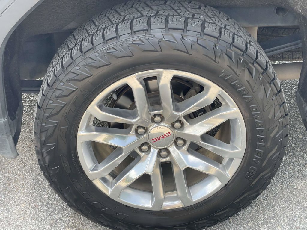 Used 2020 GMC Sierra 1500 SLT AWD/4WD image 9
