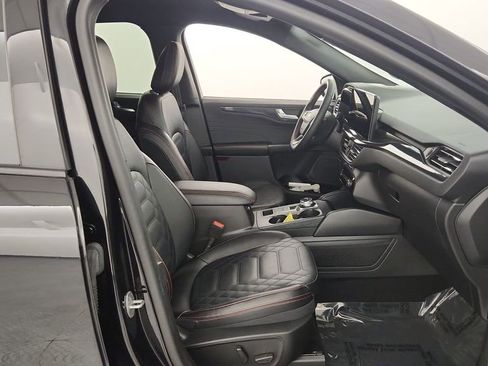 Used 2023 Ford Escape ST-Line Elite w/ Premium Technology Package image 32