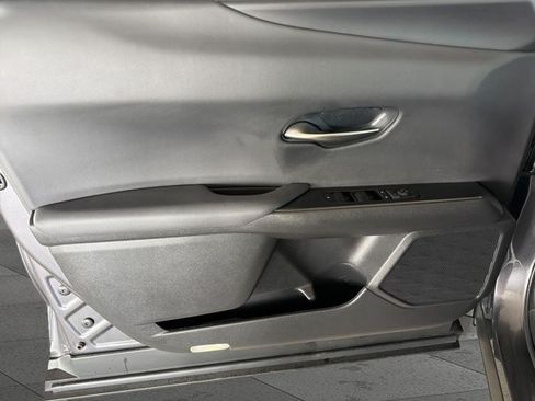 Certified 2026 Lexus UX 300h FWD w/ Accessory Package (2T) image 8