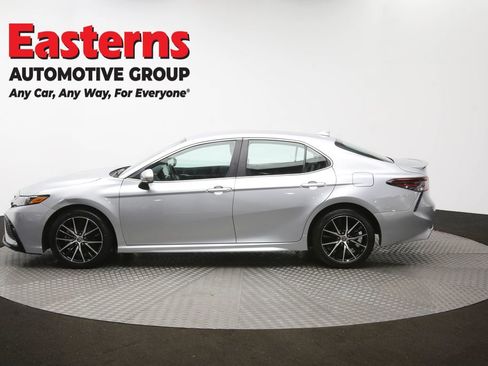 Used 2023 Toyota Camry SE image 56