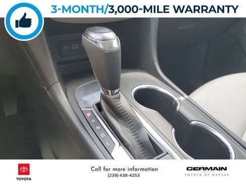 Used 2021 Chevrolet Equinox LS image 28