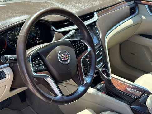 Used 2014 Cadillac XTS Premium FWD image 17