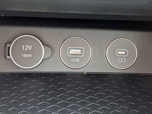 Used 2026 Genesis G70 2.5T RWD image 25