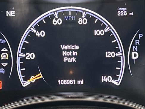 Used 2018 Jeep Grand Cherokee Altitude AWD/4WD image 21