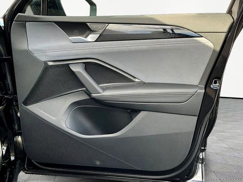 New 2026 Volkswagen Tiguan SE image 27