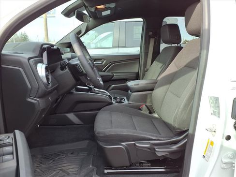 Used 2023 Chevrolet Colorado LT w/ LT Convenience Package image 11