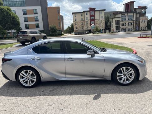 Used 2021 Lexus IS 300 RWD image 5