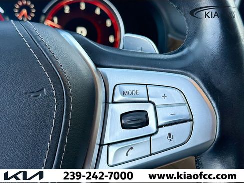 Used 2018 BMW 750i xDrive image 35