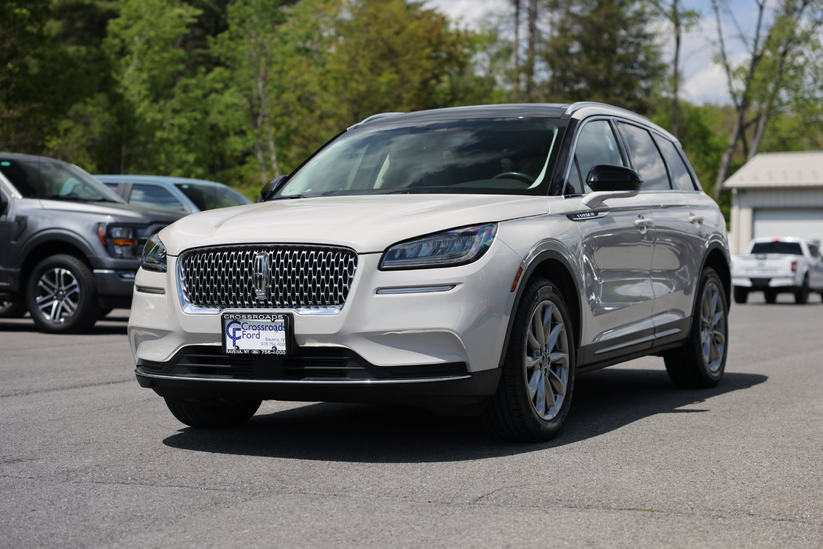 Used 2022 Lincoln Corsair AWD w/ Premium Package image 1