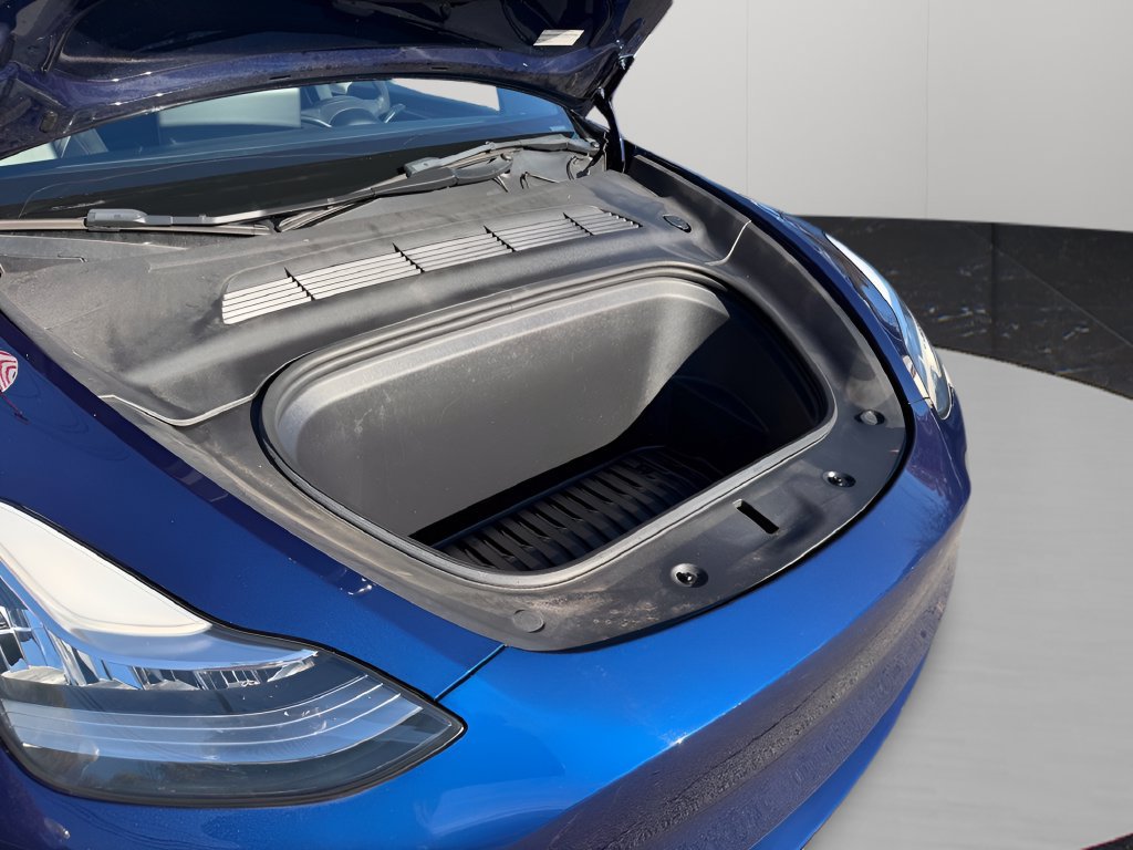 Used 2023 Tesla Model Y Long Range AWD/4WD image 24