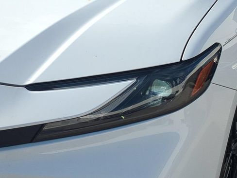 Used 2025 Toyota Camry SE w/ Convenience Package FWD image 25