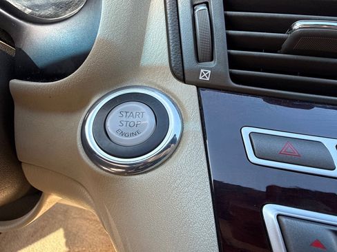 Used 2011 INFINITI M37 image 21