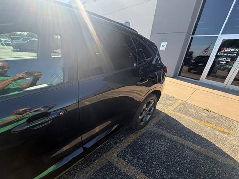 Used 2023 Ford Escape ST-Line AWD/4WD image 37