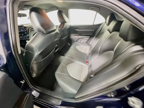 Used 2022 Toyota Camry SE FWD image 29