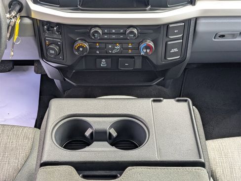 Used 2024 Ford F350 XLT image 16