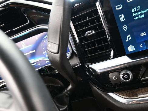 Used 2023 Chevrolet Silverado 1500 RST image 29