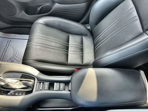 Used 2024 Honda HR-V EX-L image 24