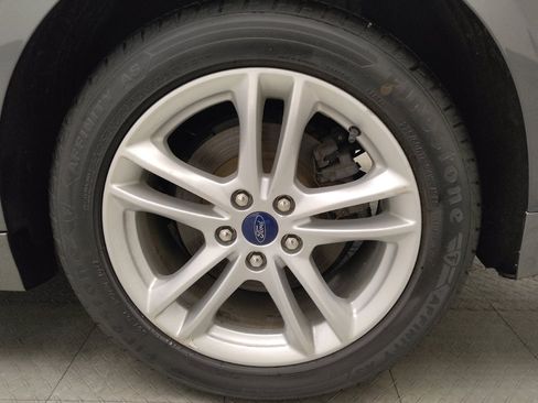 Used 2018 Ford Fusion S FWD image 31