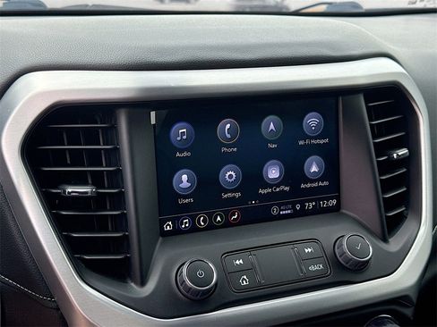 Used 2023 GMC Acadia SLT w/ Elevation Edition image 16