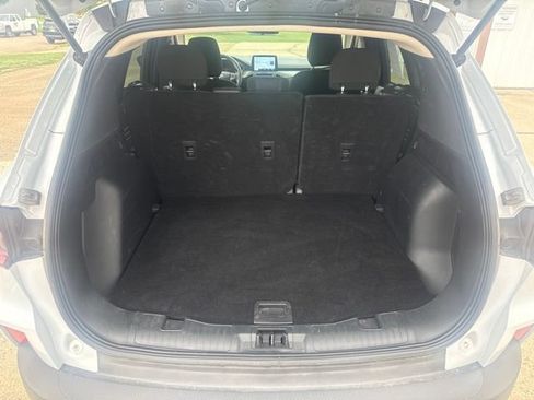 Used 2025 Ford Escape Active AWD/4WD image 17