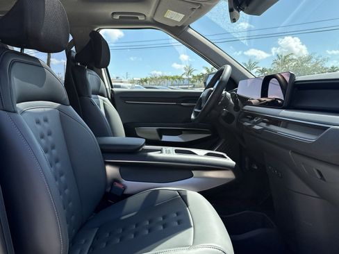 New 2026 Kia EV9 Wind image 25