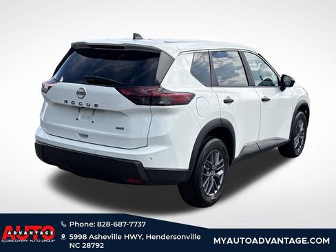 Used 2024 Nissan Rogue S AWD/4WD image 3