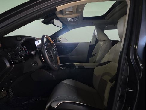 Used 2024 Lexus ES 300h Ultra Luxury w/ Accessory Package (Z2) FWD image 20
