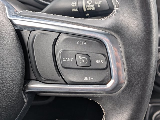 Used 2022 Jeep Wrangler Unlimited Sahara AWD/4WD image 23