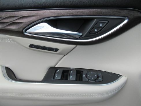 Used 2023 Buick Envision Avenir FWD image 20