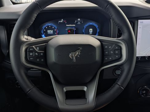 New 2025 Ford Bronco Badlands image 64