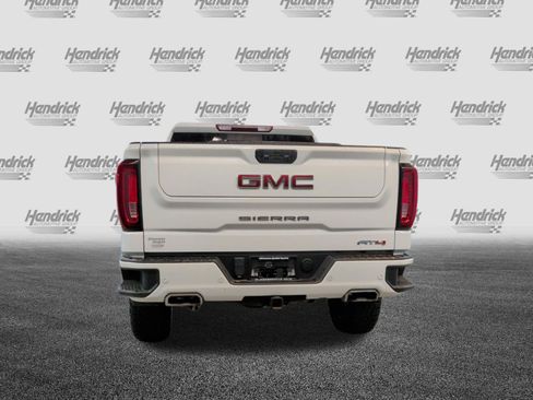 Used 2024 GMC Sierra 1500 AT4 w/ AT4 Premium Package AWD/4WD image 10