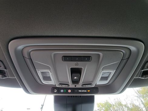 New 2026 GMC Sierra 1500 Elevation image 24