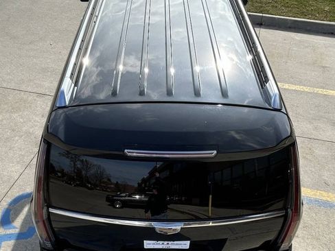 Used 2020 Cadillac Escalade ESV Platinum image 13