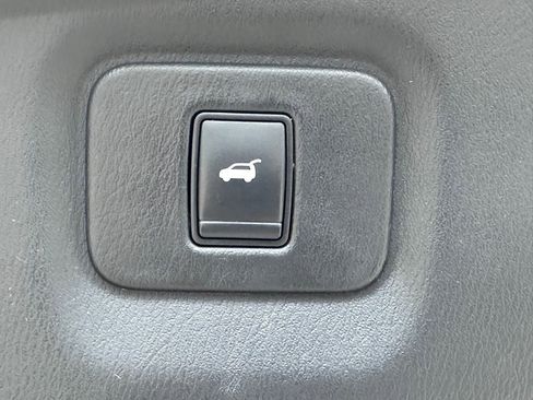 Used 2020 INFINITI QX60 Luxe w/ Essential Package FWD image 13